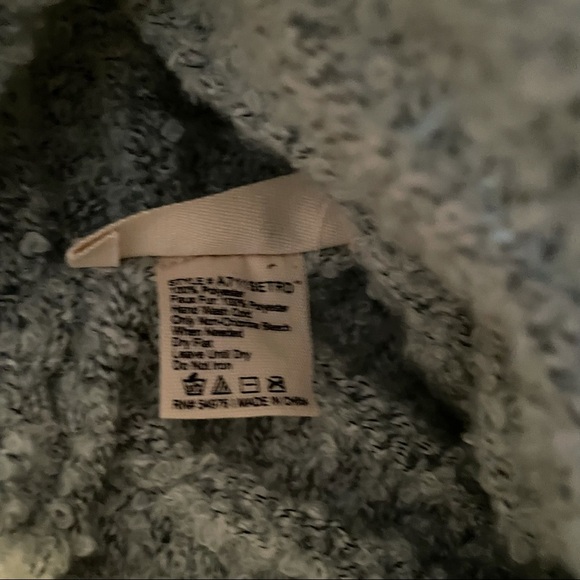 Rae Dunn BLESSED Box Set Knit Hat and Matching Scarf with Heart BRAND NEW!! - Picture 6 of 6